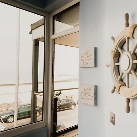 The Sea Deck Apartment - Westbrook Bay Beach - By Goldex Coastal Breaks Margate Buitenkant foto