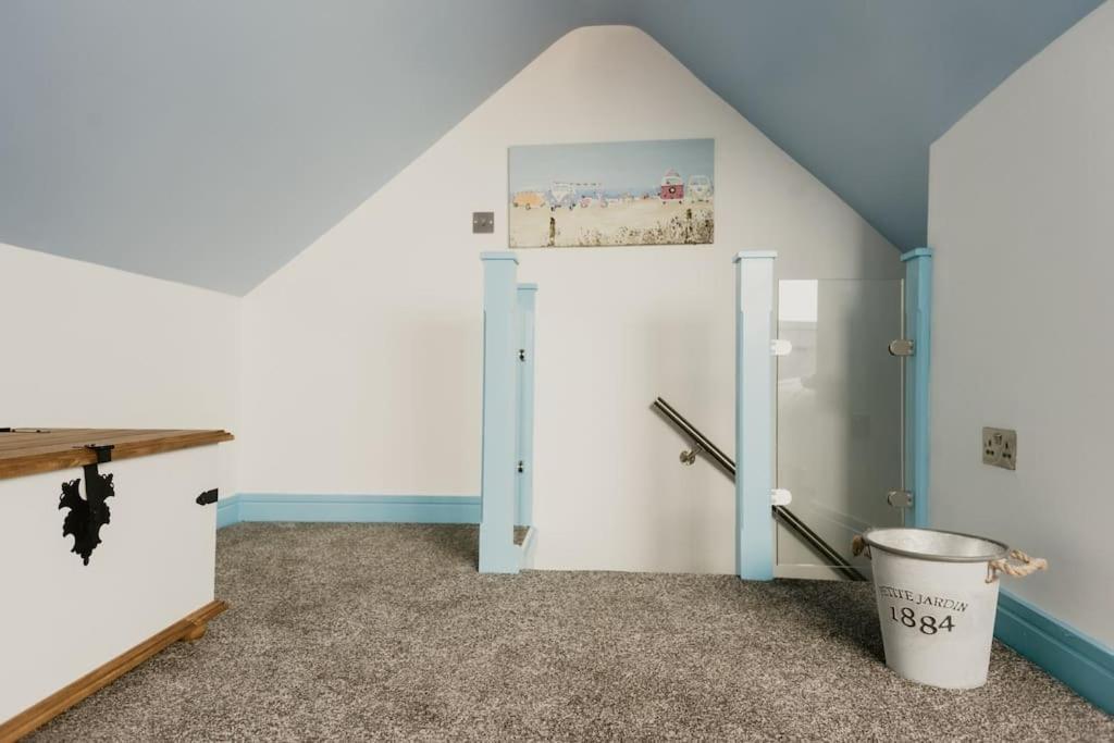 The Sea Deck Apartment - Westbrook Bay Beach - By Goldex Coastal Breaks Margate Buitenkant foto