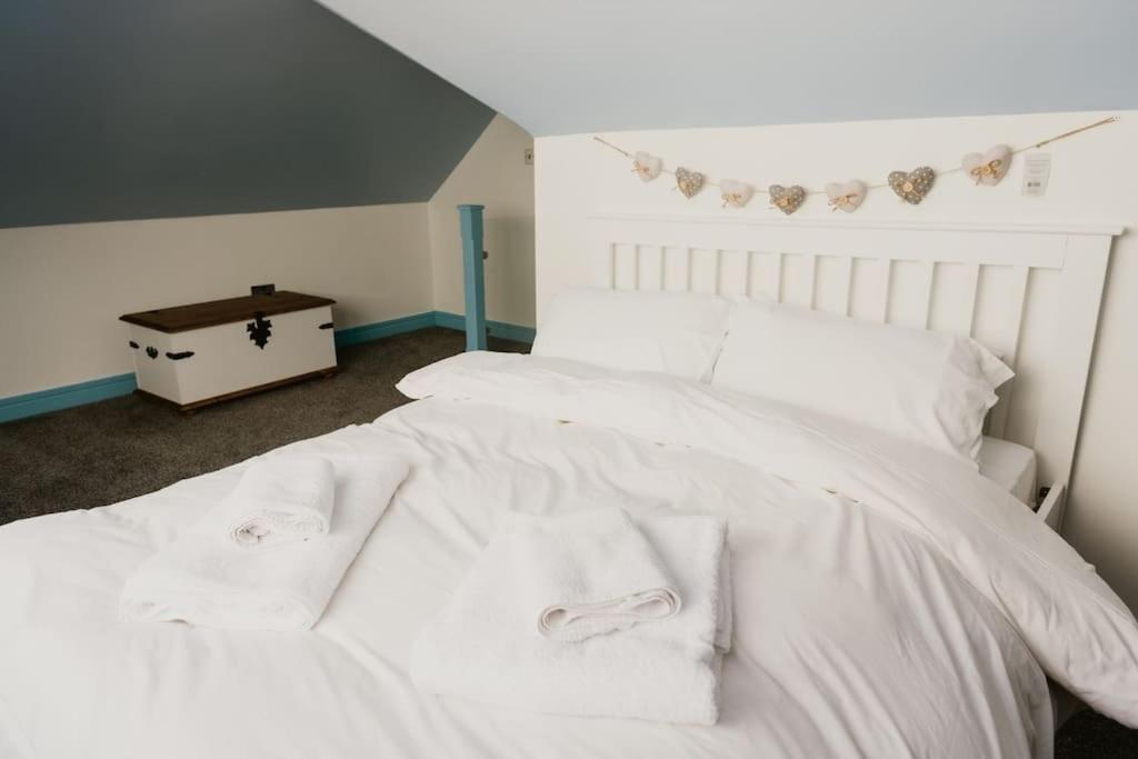 The Sea Deck Apartment - Westbrook Bay Beach - By Goldex Coastal Breaks Margate Buitenkant foto