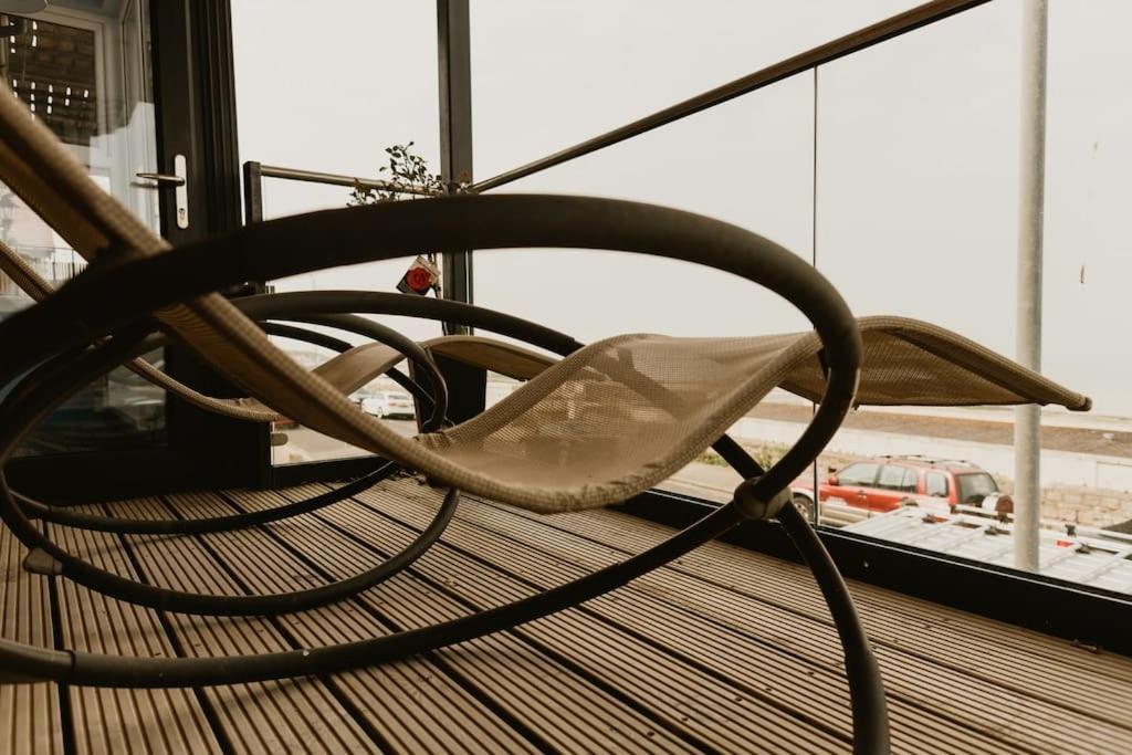 The Sea Deck Apartment - Westbrook Bay Beach - By Goldex Coastal Breaks Margate Buitenkant foto